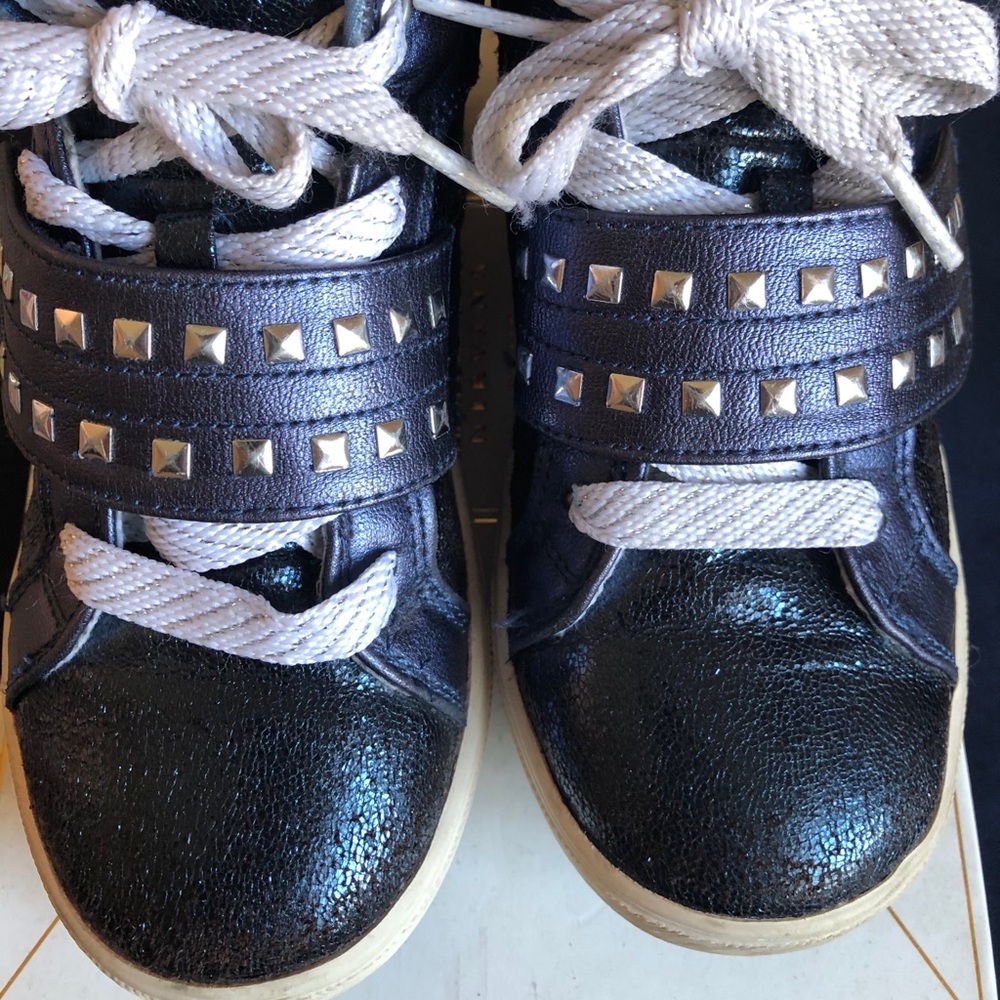 Girls Skechers High Top Sneakers